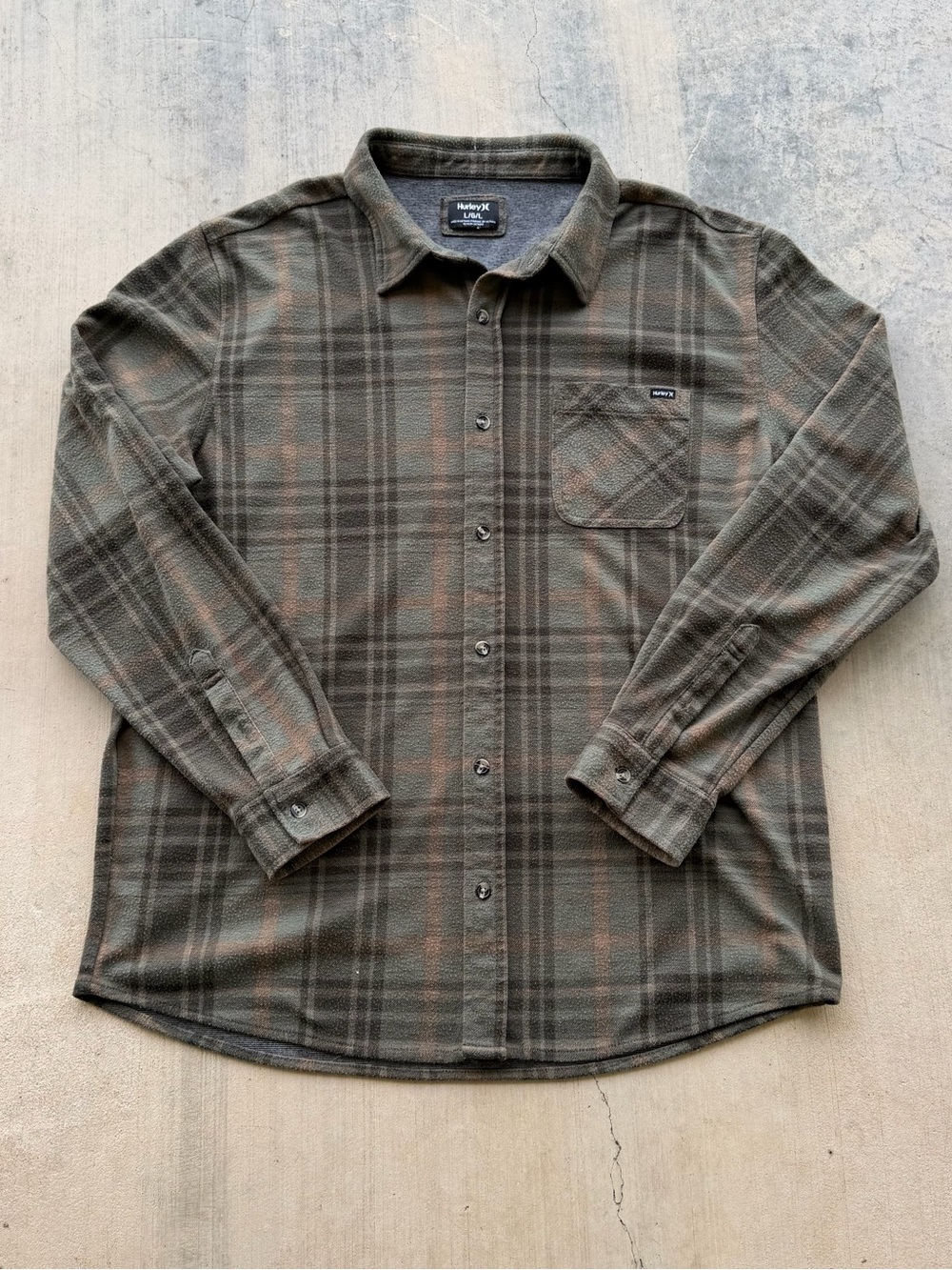 Vintage Hurley Olive Plaid Long-Sleeve Button-Down Shirt jacket flannel